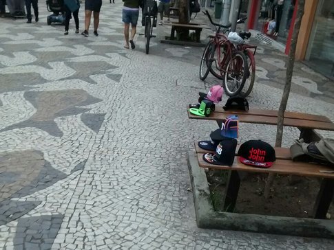 Calçadão da Maria Alves, Centro, Ubatuba, SP.