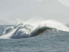 Quebrando em alto mar - Acima de 12 ps