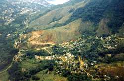 Fundos do Perequê-Mirim, em Ubatuba - SP - 1989